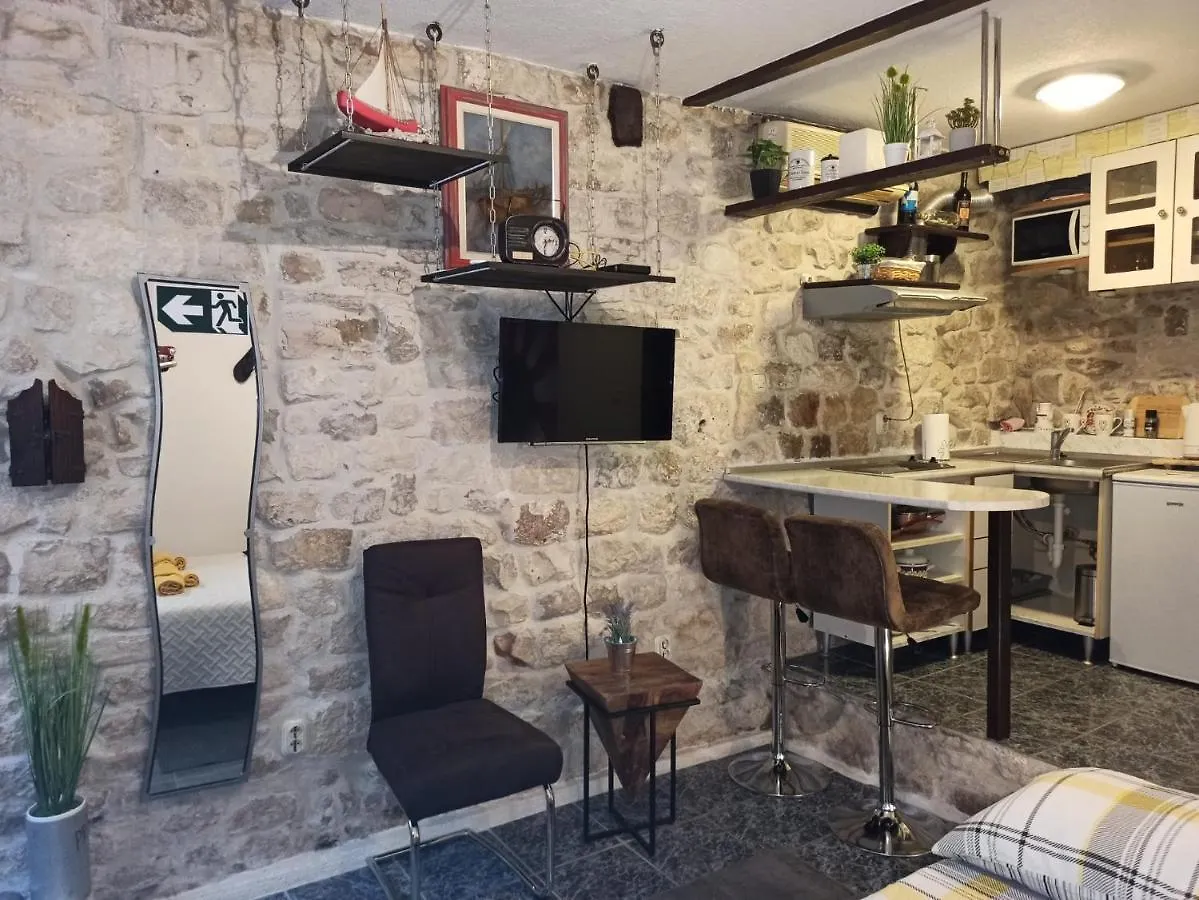 Dragazzo Studio Trogir Apartment