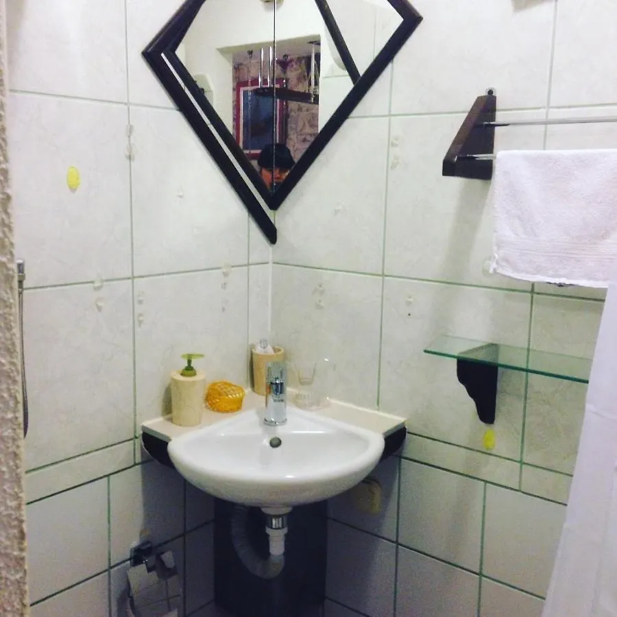 Dragazzo Studio Trogir 0*,