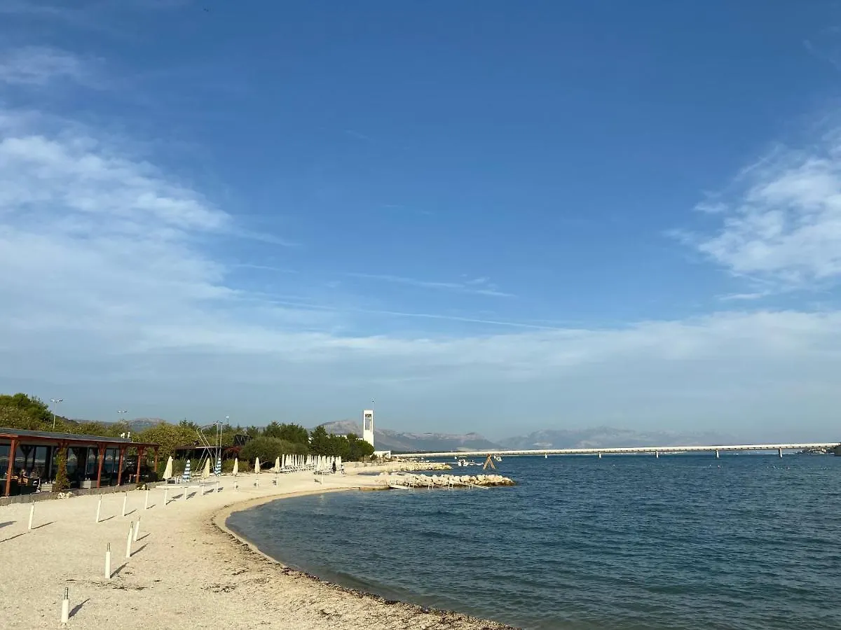 Apartment Dragazzo Studio Trogir