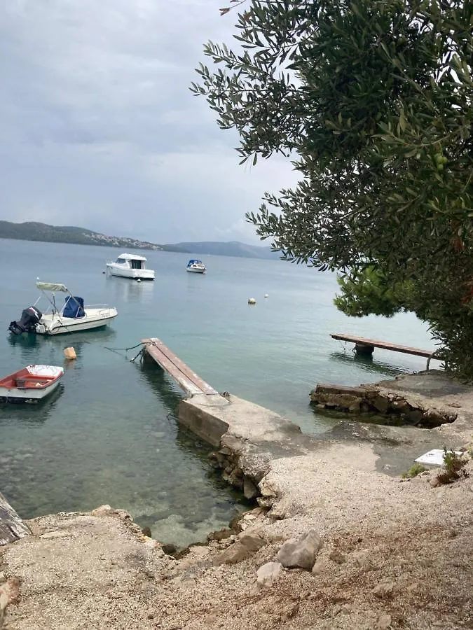 Apartment Dragazzo Studio Trogir